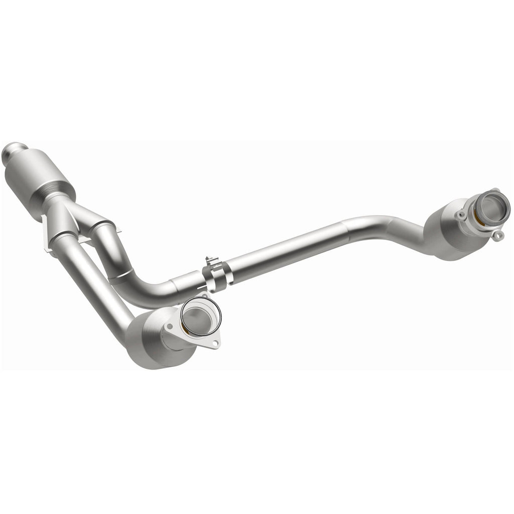 Magnaflow 14-15 Chevrolet Silverado 1500 Underbody 4.3L / 5.3L Direct-Fit Catalytic Converter (280424)