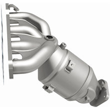 Load image into Gallery viewer, Magnaflow 17-20 Nissan Rogue Sport Single Manifold 2L Direct Fit Converter (290040)
