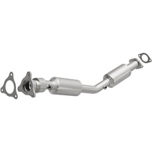 Load image into Gallery viewer, Magnaflow 08-11 Chevrolet HHR 2.2L Direct Fit Converter (551197)
