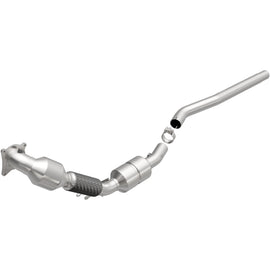Magnaflow 2008 Volkswagen Passat 2.0L Direct Fit Converter (551361)