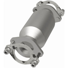 Load image into Gallery viewer, Magnaflow 2009 Hyundai Genesis 4.6L Direct Fit Converter (5571741)