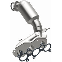 Load image into Gallery viewer, Magnaflow 11-15 Toyota Sienna 3.5L Direct Fit Converter (5582545)
