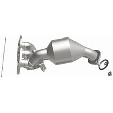 Load image into Gallery viewer, Magnaflow 07-10 Toyota Sienna 3.5L Direct Fit Converter (5582822)