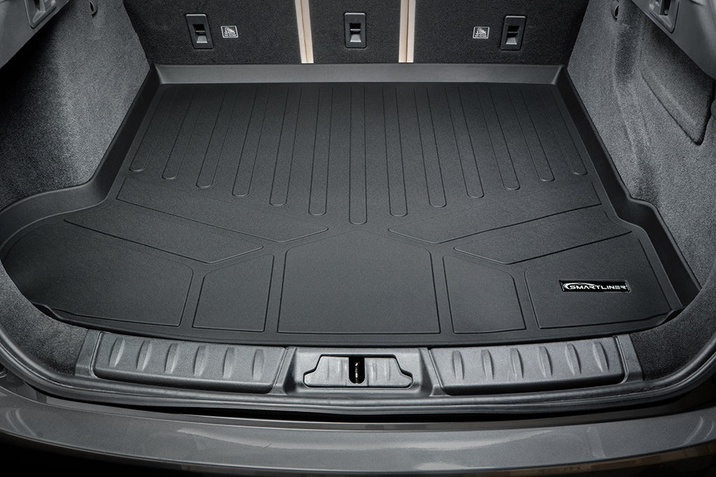 SMARTLINER Custom Fit Cargo Liner Mat Black Compatible With 2017-2021 Jaguar F-Pace / 2018-2021 Range Rover Velar (SD0337)