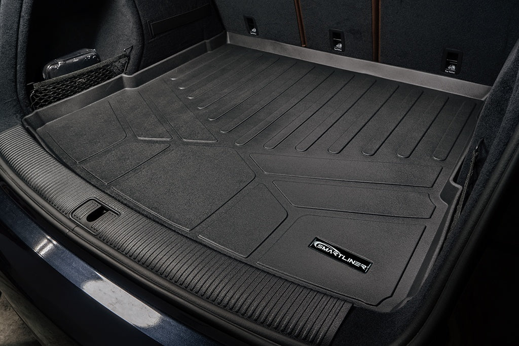 SMARTLINER Custom Fit All Weather Protection Black Cargo Liner behind the 2nd Row Seats Compatible With 2018-2025 Audi SQ5/ SQ5 Sportback (SD0312-N1)