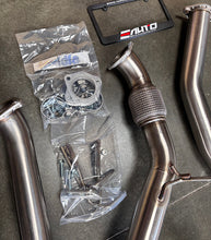 Load image into Gallery viewer, Invidia Acura Integra Type-S De5 Q300 Single Layer Ti -Tip (HS23AISFQ33STL)