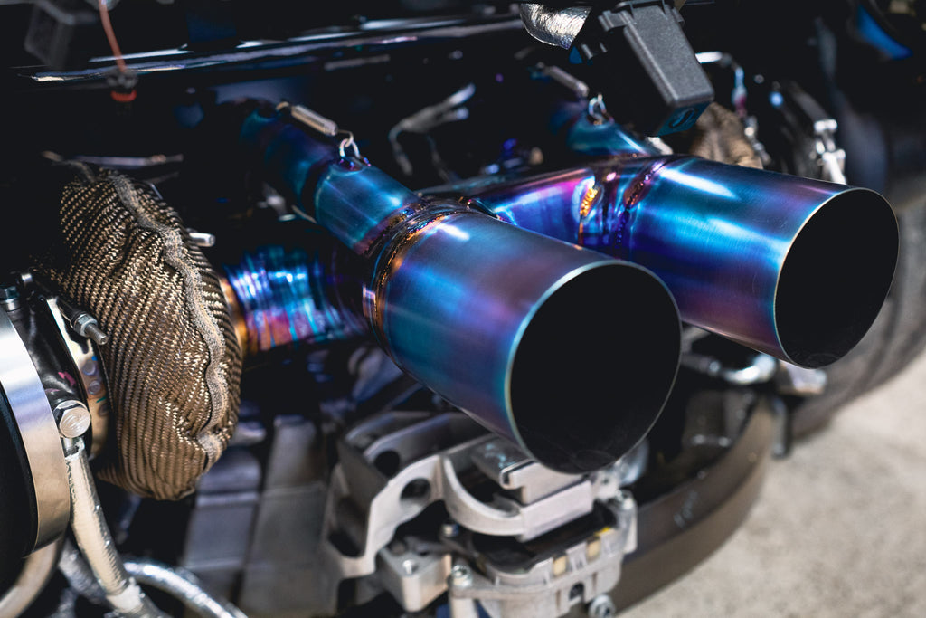 AMS Performance 2017-2019 Audi R8 (Coupe or Spyder) ALPHA G35-1050 Twin Turbo Kit w/ Ice Tank Upgrade & Titanium Exhaust (ALP.40.14.0001-8)