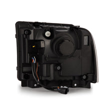 Load image into Gallery viewer, 05-07 Ford Super Duty/Excursion LUXX-Series LED Projector Headlights Alpha-Black