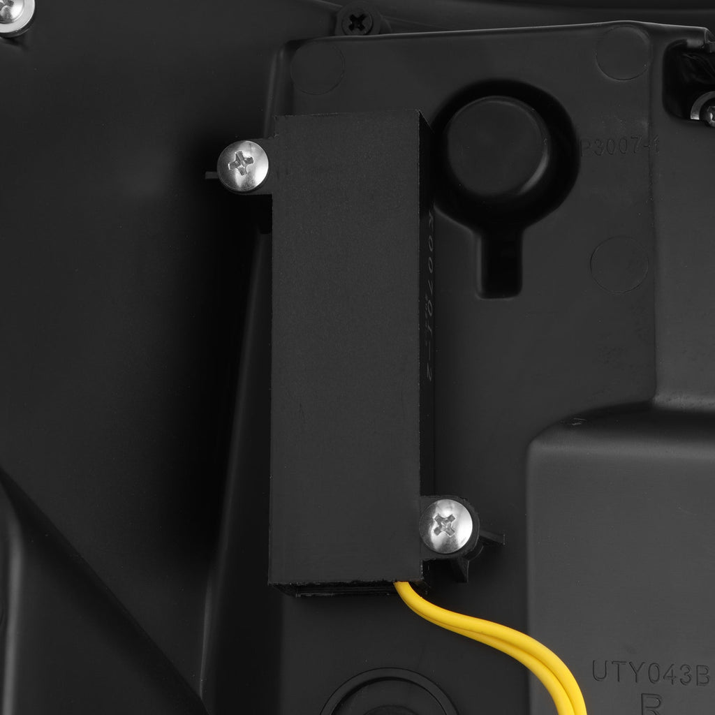 07-13 Toyota Tundra NOVA-Series Prismatic LED Tail Lights Black-Red