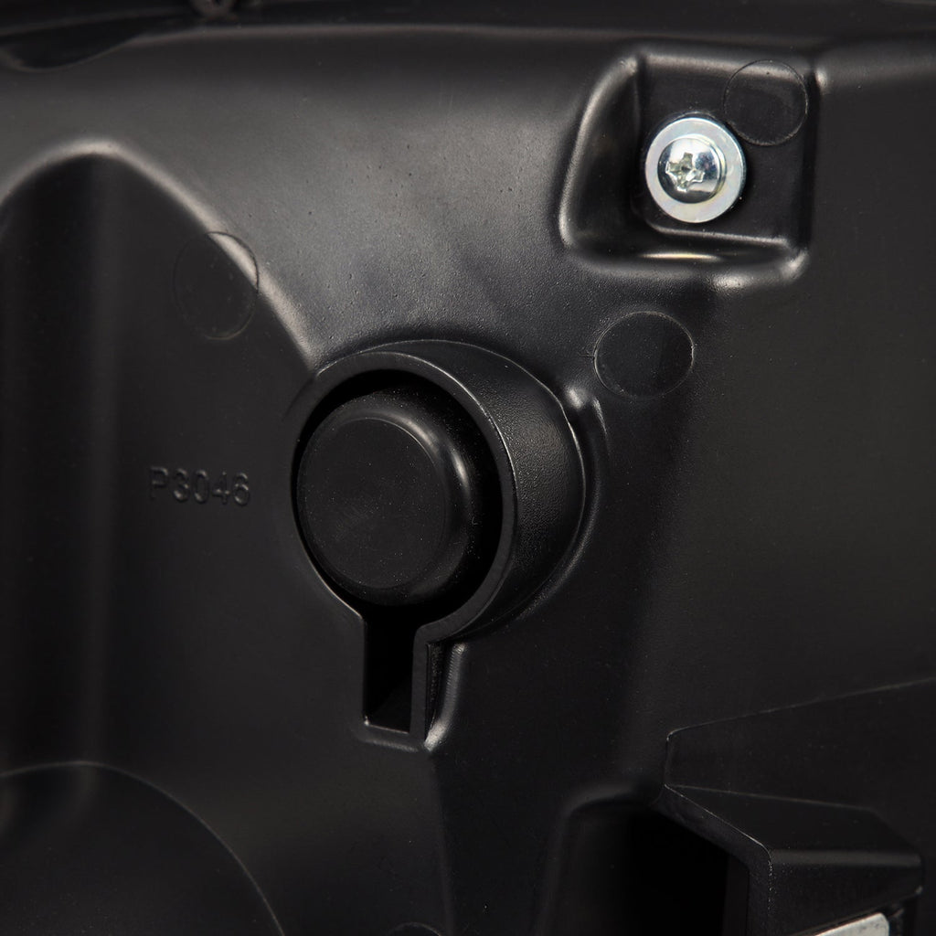 09-18 Ram Truck LUXX-Series LED Tail Lights Black-Red