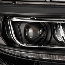 Load image into Gallery viewer, 11-20 Toyota Sienna LUXX-Series Projector Headlights Black