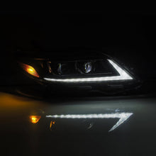 Load image into Gallery viewer, 11-20 Toyota Sienna LUXX-Series Projector Headlights Black