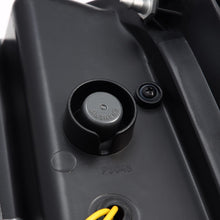 Load image into Gallery viewer, 14-21 Toyota Tundra LUXX-Series LED Tail Lights Black-Red