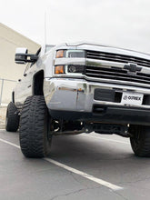 Load image into Gallery viewer, 15-19 Chevrolet Silverado 2500HD/3500HD PRO-Series Halogen Projector Headlights Black