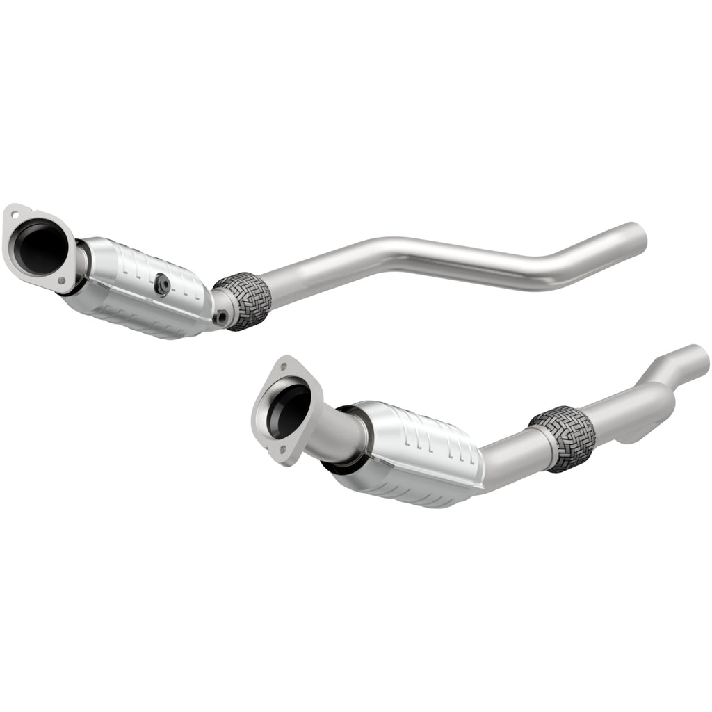 MagnaFlow Conv D/F 05- 300C/Magnum 5.7 w/cats (16421)