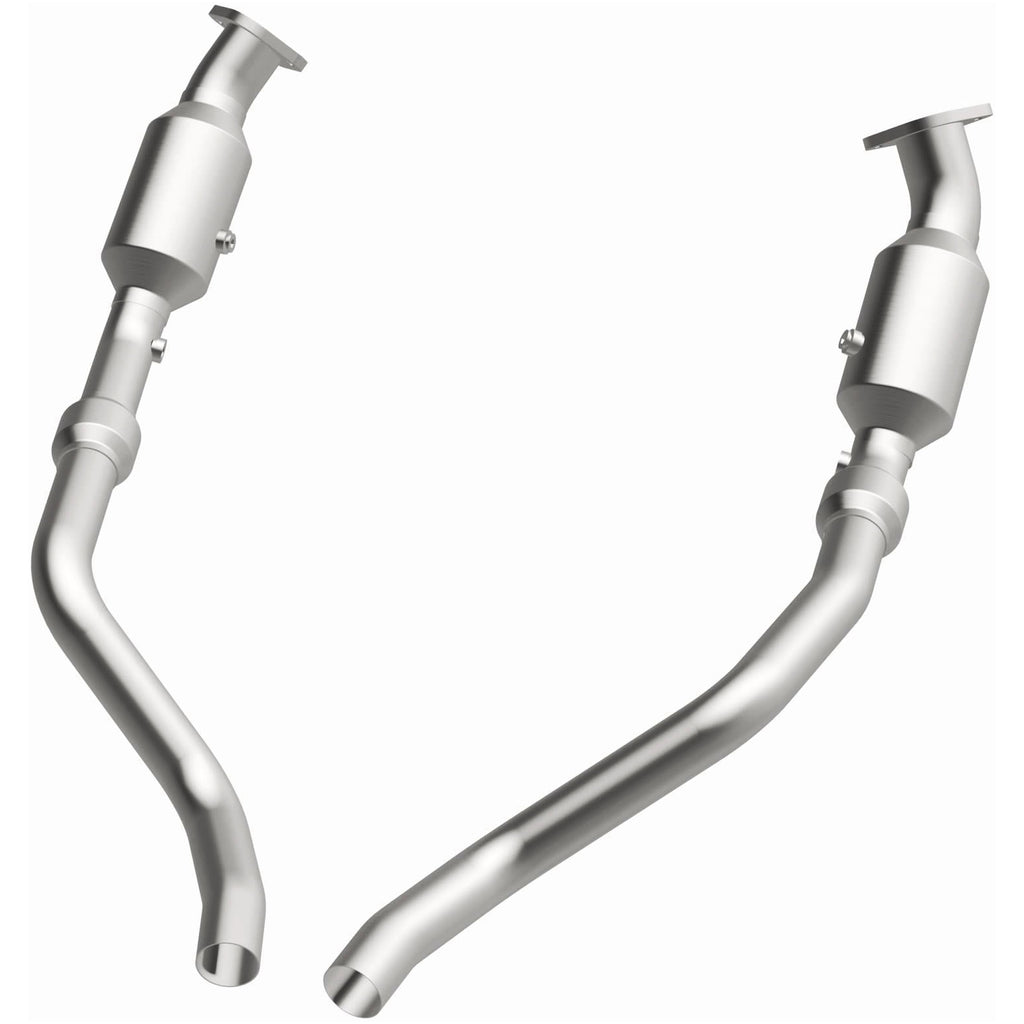 MagnaFlow Conv D/F 05- 300C/Magnum 5.7 w/cats (16421)