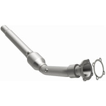 Load image into Gallery viewer, MagnaFlow Conv DF 99-04 VW Golf/Jetta/Beetle (16426)