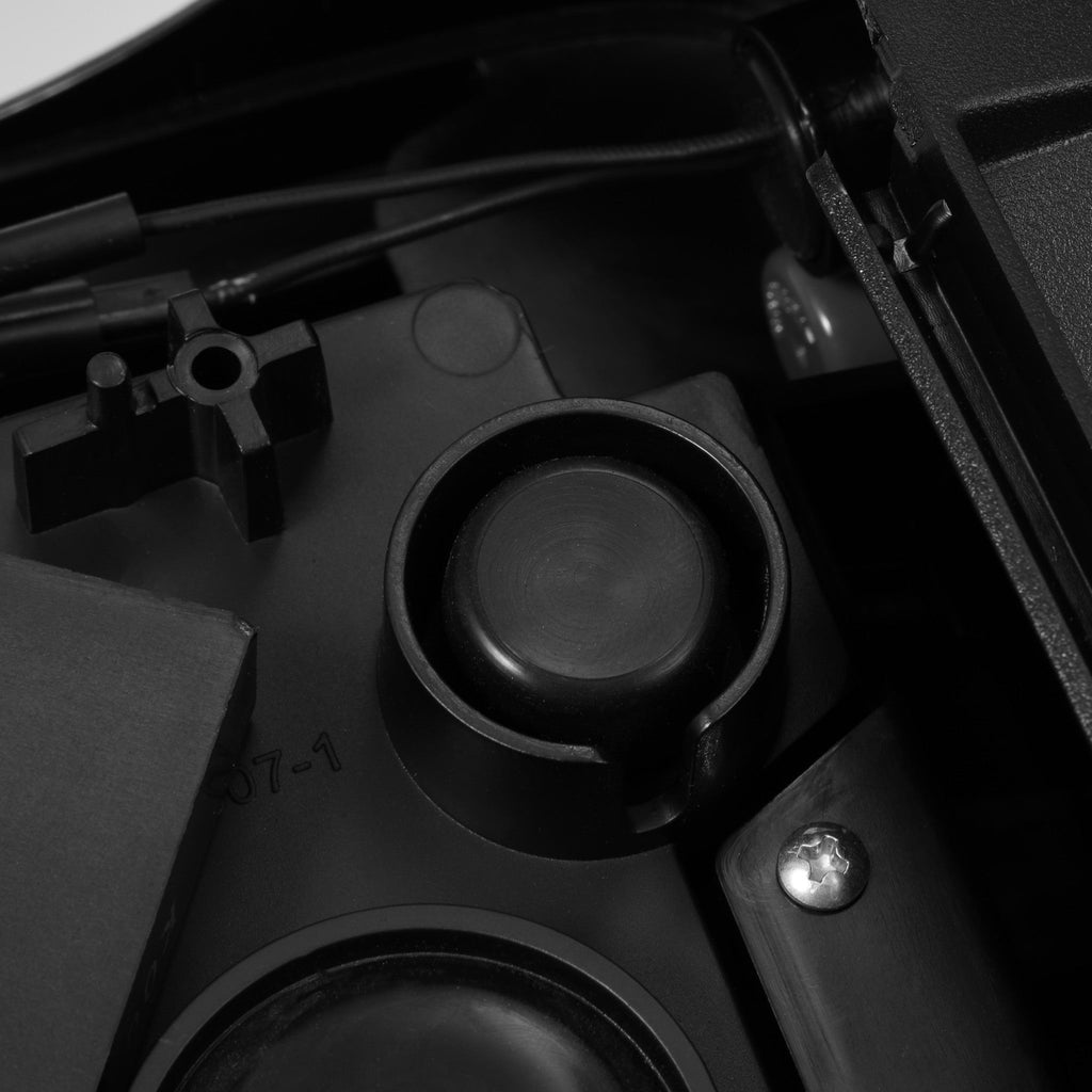 18-25 Jeep Wrangler JL NOVA-Series Prismatic LED Tail Lights Alpha-Black