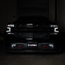 Load image into Gallery viewer, 19-23 Chevrolet Silverado 1500/19-23 Chevrolet Silverado 2500HD/3500HD DoubleTap Dual Color LED Projector Fog Lights