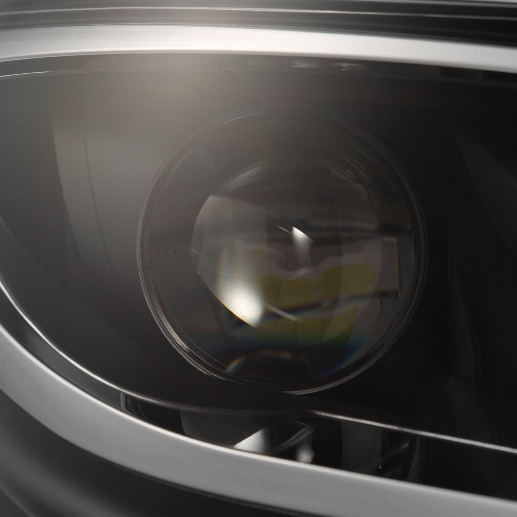 19-25 Mercedes-BenzÃ‚Â Sprinter LUXX-Series LED Projector Headlights Black