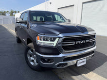 Load image into Gallery viewer, 19-24 Ram 1500 LUXX-Series LED Projector Headlights Black