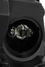 Load image into Gallery viewer, 19-24 Ram 1500 LUXX-Series LED Projector Headlights Jet Black