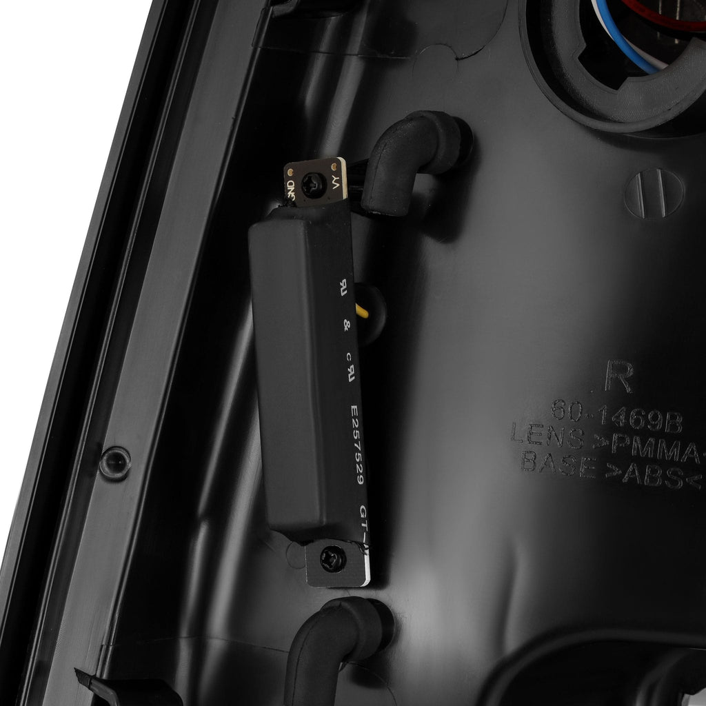 19-24 Ram 2500/3500 PRO-Series LED Tail Lights Jet Black