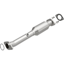 Load image into Gallery viewer, Magnaflow 11-13 QX56 V8 5.6 OEM Underbody Direct Fit Converter (21-041)
