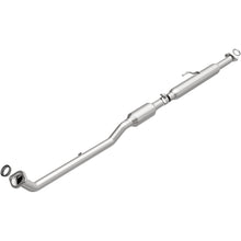 Load image into Gallery viewer, Magnaflow 13-17 ES300h L4 2.5 OEM Underbody Direct Fit Converter (21-074)