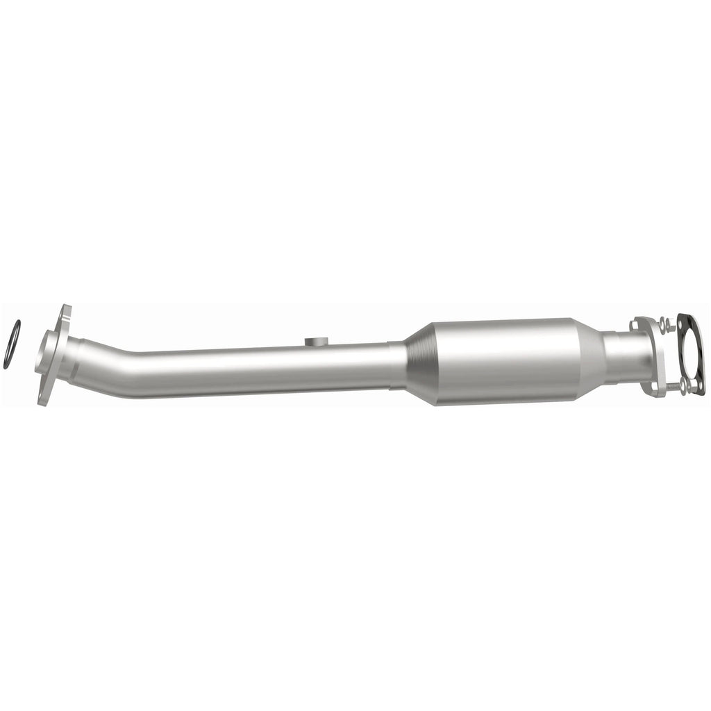 Magnaflow 11-13 QX56 V8 5.6 OEM Underbody Direct Fit Converter (21-121)