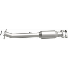 Load image into Gallery viewer, Magnaflow 11-13 QX56 V8 5.6 OEM Underbody Direct Fit Converter (21-121)