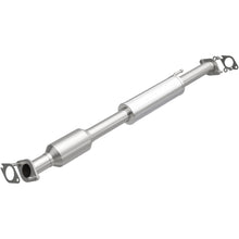 Load image into Gallery viewer, Magnaflow 16-17 Hyundai Sonata L4 2.0L OEM Grade / EPA Compliant Direct-Fit Catalytic Converter (21-147)
