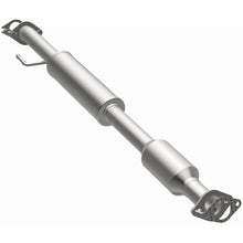 Load image into Gallery viewer, Magnaflow 16-17 Hyundai Sonata L4 2.0L OEM Grade / EPA Compliant Direct-Fit Catalytic Converter (21-147)