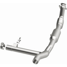 Load image into Gallery viewer, Magnaflow 01-03 Ford F150 XL/XLT V6 4.2L OEM Grade / EPA Compliant Direct-Fit Catalytic Converter (21-249)