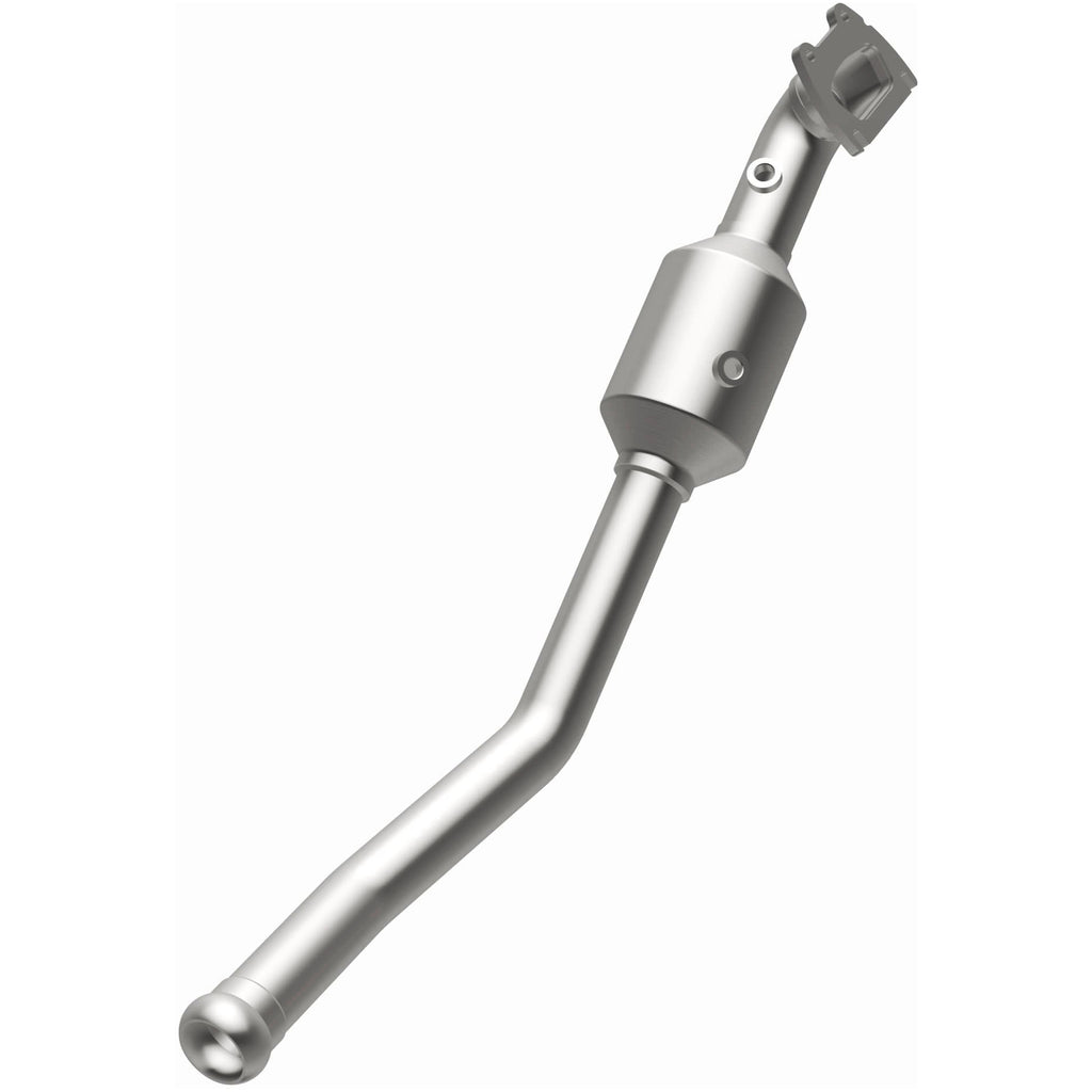 Magnaflow 13-15 Dodge Durango V6 3.6L OEM Grade / EPA Compliant Direct-Fit Catalytic Converter (21-250)