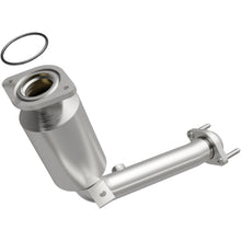 Load image into Gallery viewer, Magnaflow 05-07 Five Hundred V6 3 OEM Underbody Direct Fit Converter (21-373)