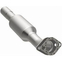Load image into Gallery viewer, Magnaflow 07-12 Sentra L4 2.5 OEM Underbody Direct Fit Converter (21-378)