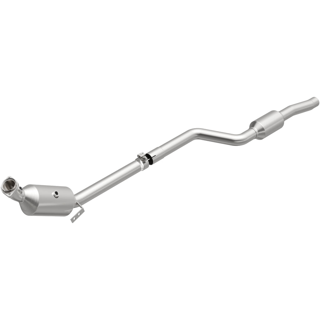 Magnaflow 2011 C300 V6 3 OEM Underbody Direct Fit Converter (21-437)