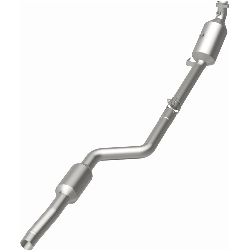Magnaflow 2011 C300 V6 3 OEM Underbody Direct Fit Converter (21-437)