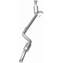 Load image into Gallery viewer, Magnaflow 12-16 E350 V6 3.5 OEM Underbody Direct Fit Converter (21-447)