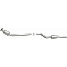 Load image into Gallery viewer, Magnaflow 12-14 C350 V6 3.5 OEM Underbody Direct Fit Converter (21-448)