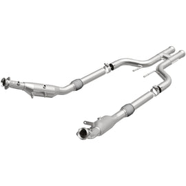 Magnaflow 2017 Maybach S550 V8 4.6 OEM Underbody Direct Fit Converter (21-501)