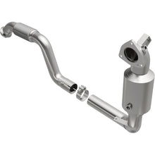 Load image into Gallery viewer, Magnaflow Conv DF 2014-2017 CLA250 L4 2 OEM Underbody (21-503)