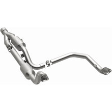Load image into Gallery viewer, Magnaflow 14-18 2500 V8 6.4 OEM Underbody Direct Fit Converter (21-513)
