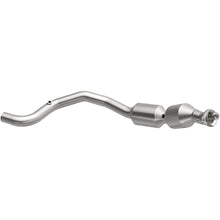 Load image into Gallery viewer, MagnaFlow 13-17 Range Rover V8 5 OEM Underbody Direct Fit EPA Compliant Catalytic Converter (21-535)