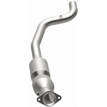 Load image into Gallery viewer, MagnaFlow 13-17 Range Rover V8 5 OEM Underbody Direct Fit EPA Compliant Catalytic Converter (21-536)