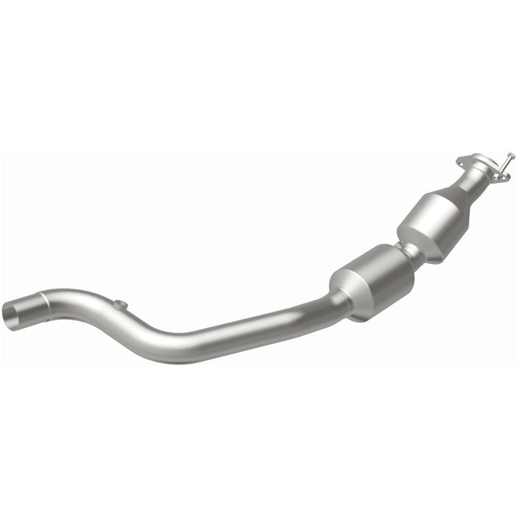 MagnaFlow 13-17 Range Rover V8 5 OEM Underbody Direct Fit EPA Compliant Catalytic Converter (21-536)