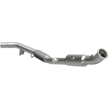Load image into Gallery viewer, Magnaflow 15-16 GL450 V6 3 OEM Underbody Direct Fit Converter (21-552)