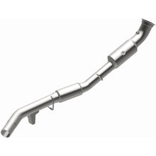 Load image into Gallery viewer, Magnaflow 15-16 GL450 V6 3 OEM Underbody Direct Fit Converter (21-552)