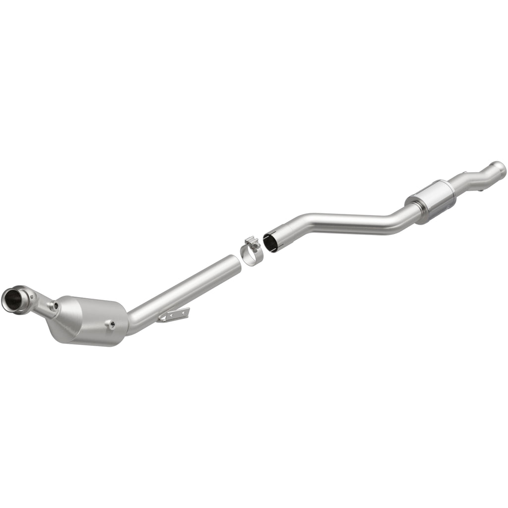 Magnaflow 07-11 S550 V8 5.5 OEM Underbody Direct Fit Converter (21-570)